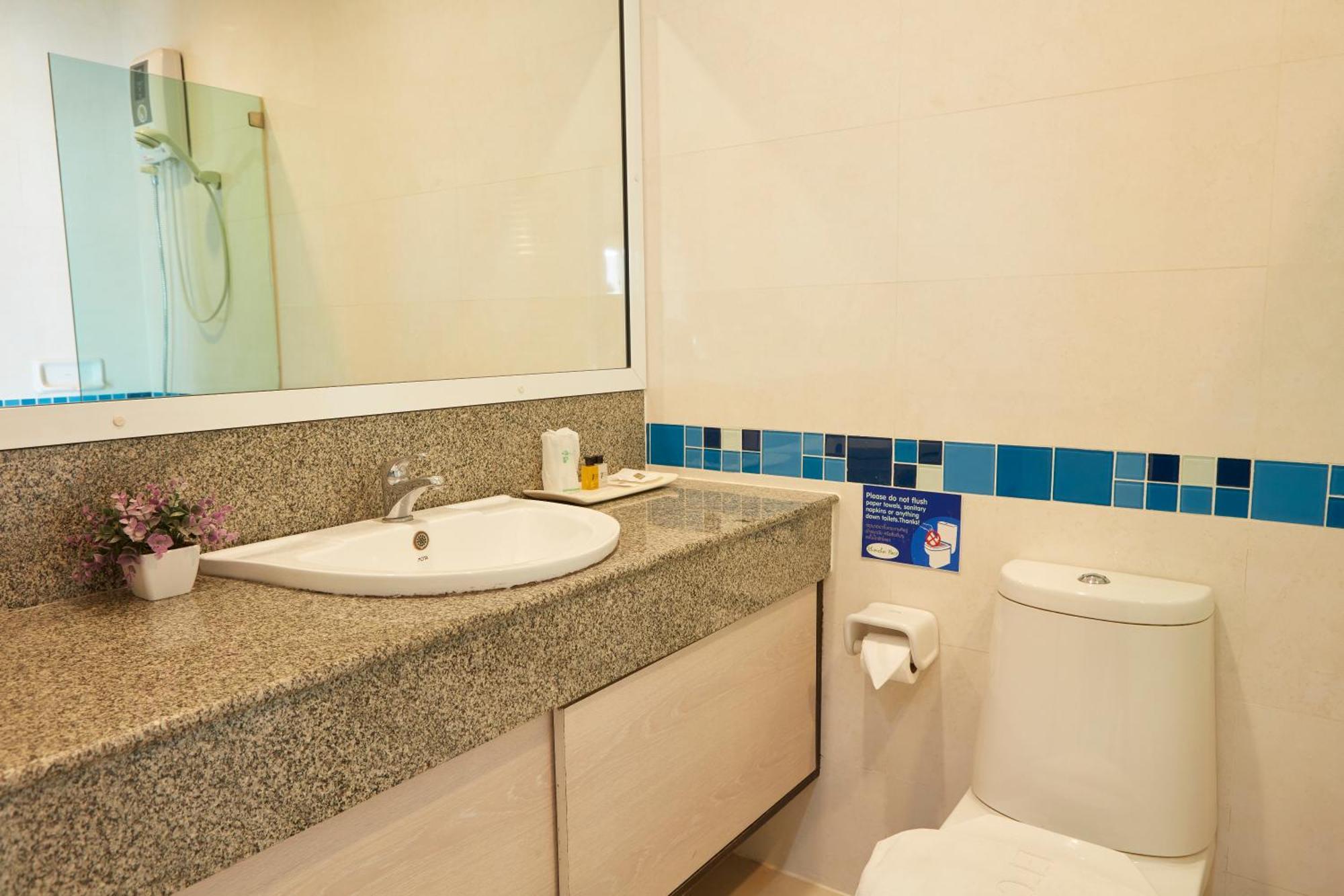 Rhienchai Place Hotel Surat Thani Buitenkant foto