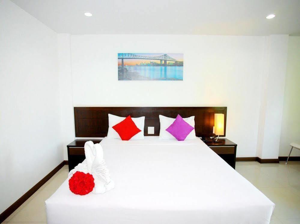 Rhienchai Place Hotel Surat Thani Buitenkant foto