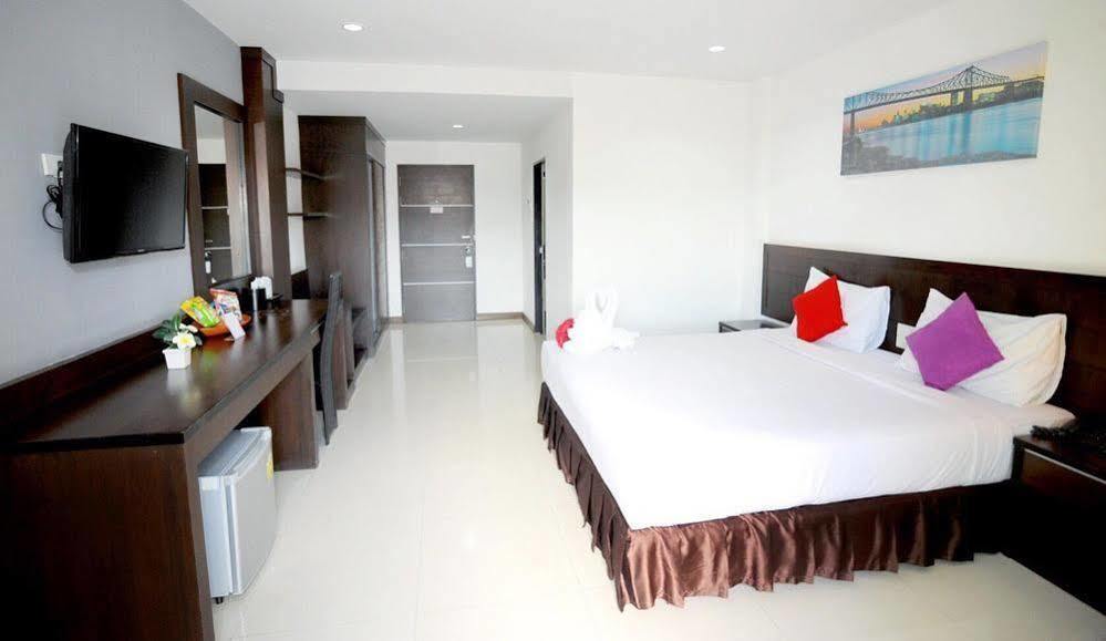Rhienchai Place Hotel Surat Thani Buitenkant foto
